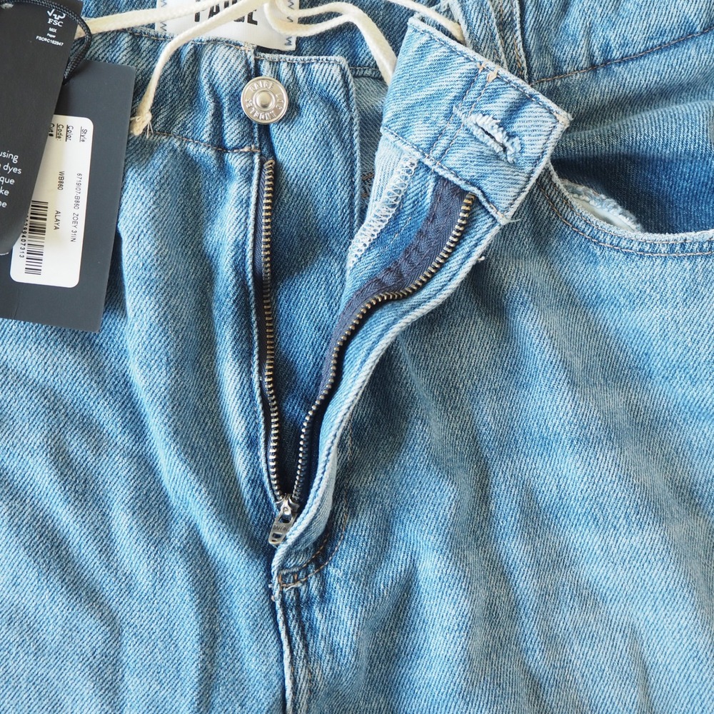PAIGE Zoey 31" Tie Waist Wide Leg Jeans Women's 34 Vintage Style Soft Denim - Picture 15 of 16